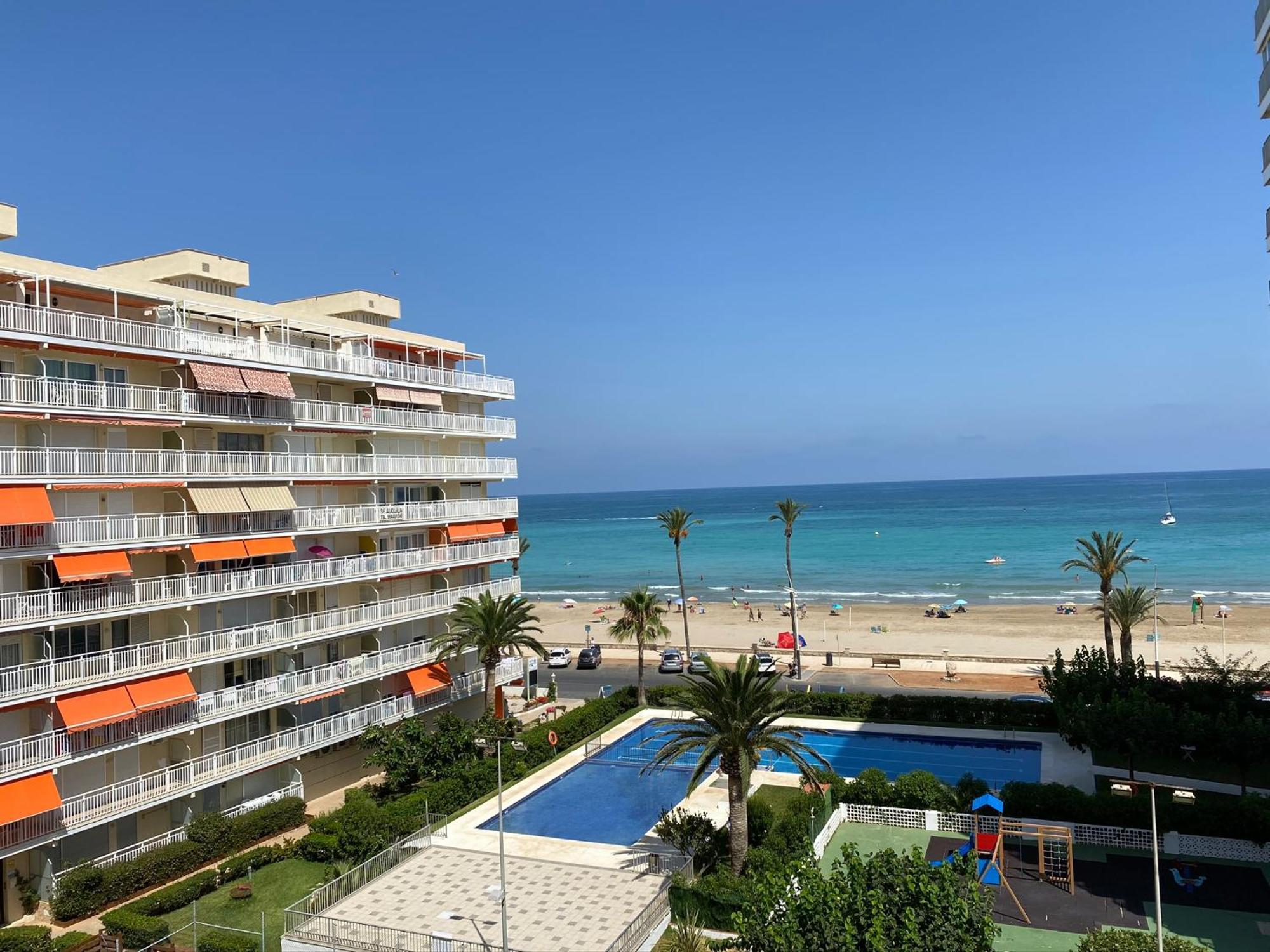 Playa Torre Hirta * Peniscola